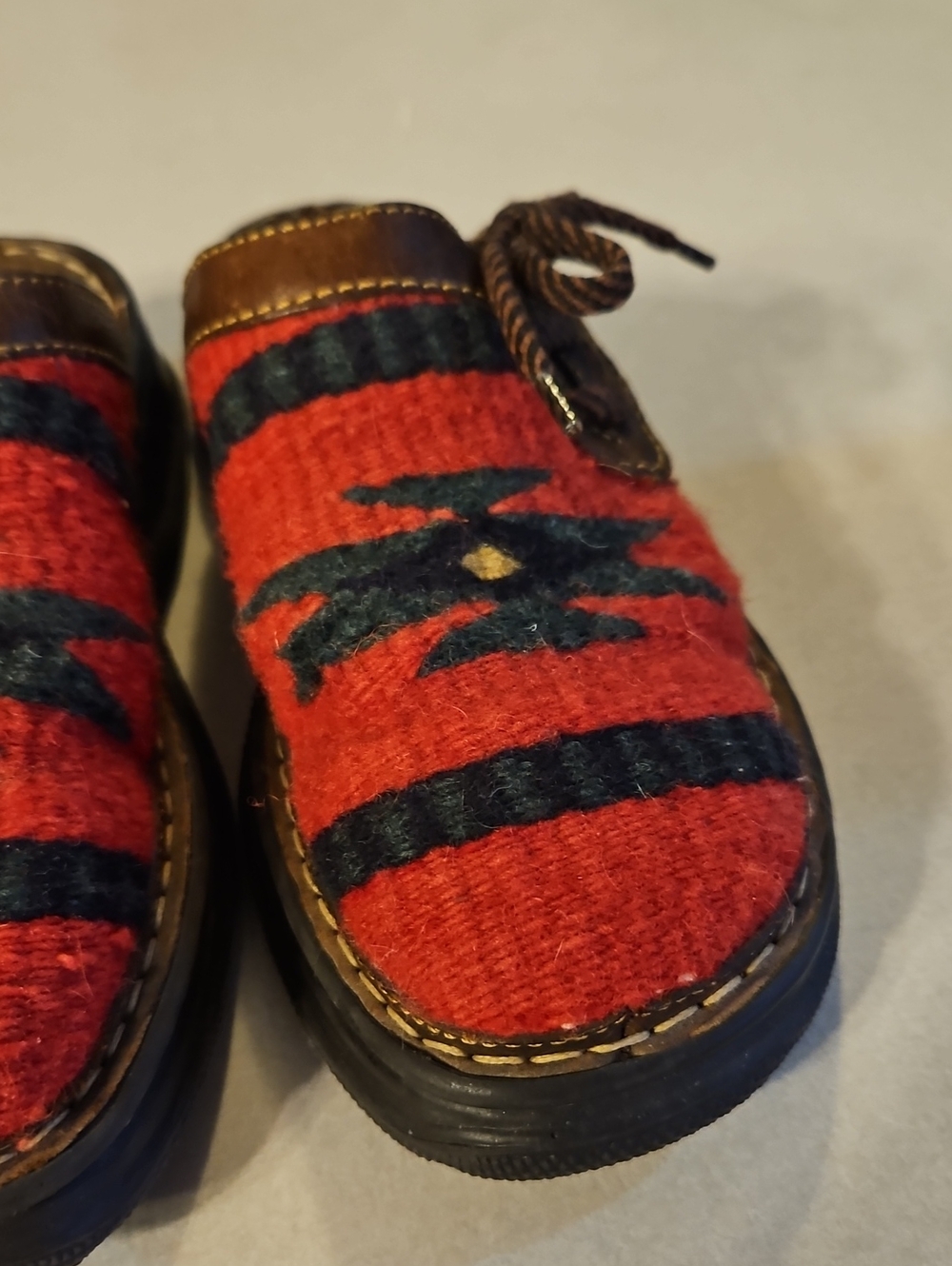 Born Leather Aztec Clogs - Picture 4 of 14